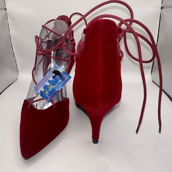 It's OK Red Velvet shoes Sz 7M - Picture 3 of 7